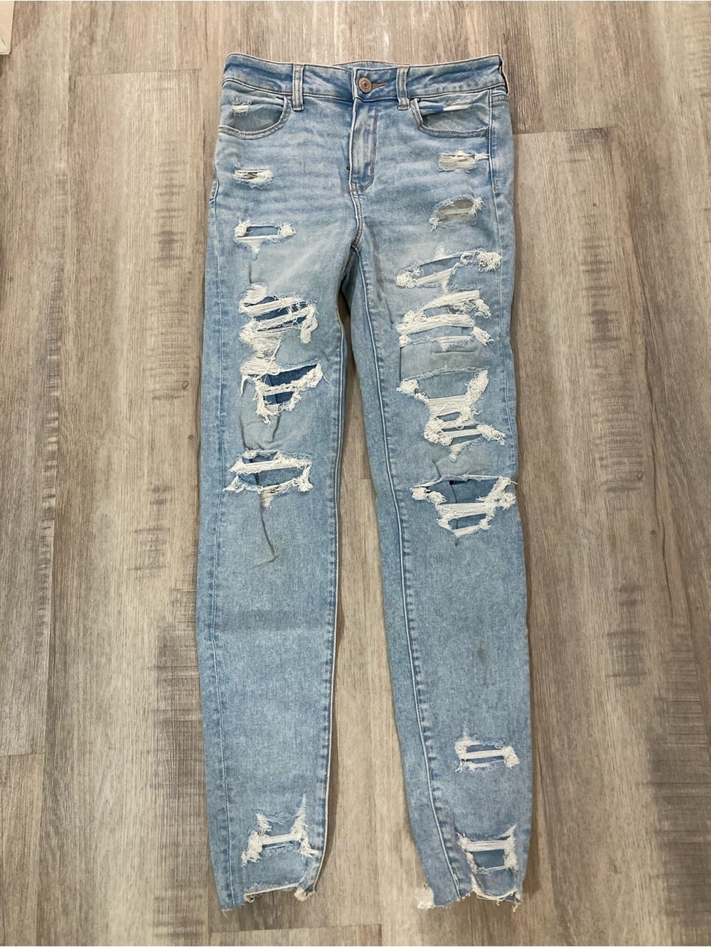 American Eagle Outfitters Light Blue Ripped Skinny Jeans